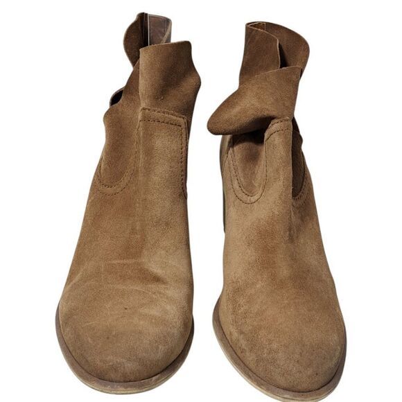 BP Women's Tan Suede Ankle Booties Almon Toe Classic Boho Sz 9 - Picture 3 of 9